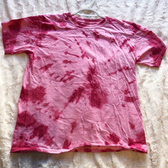 Pink tie die Gildan t shirt - Picture 1 of 4
